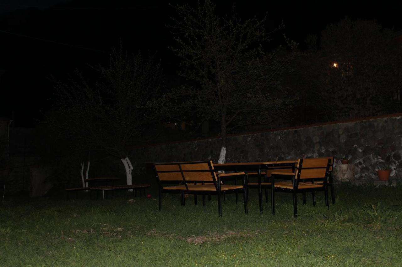 Golden Star Kazbegi Hotel Exterior photo