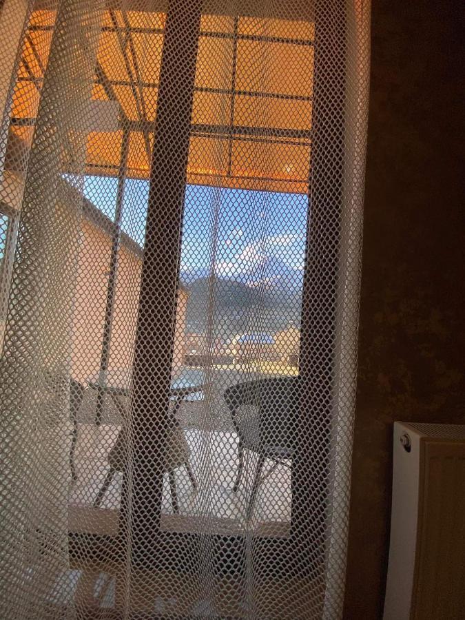Golden Star Kazbegi Hotel Exterior photo
