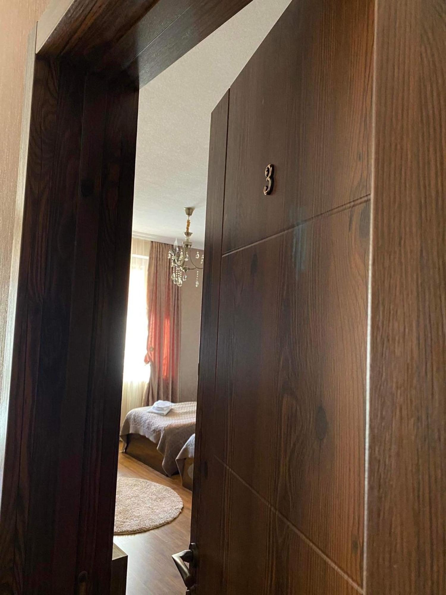 Golden Star Kazbegi Hotel Room photo